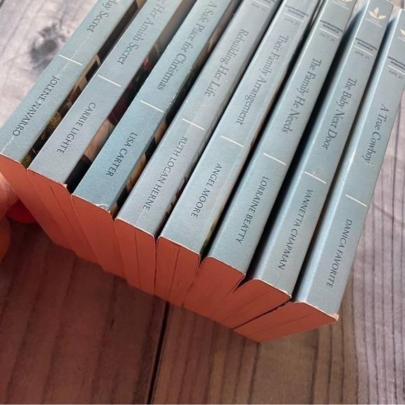 ✅4X Host Pick✅ Harlequin Love Inspired Inspirational Romance Novels, Lot of 8 - Picture 10 of 12